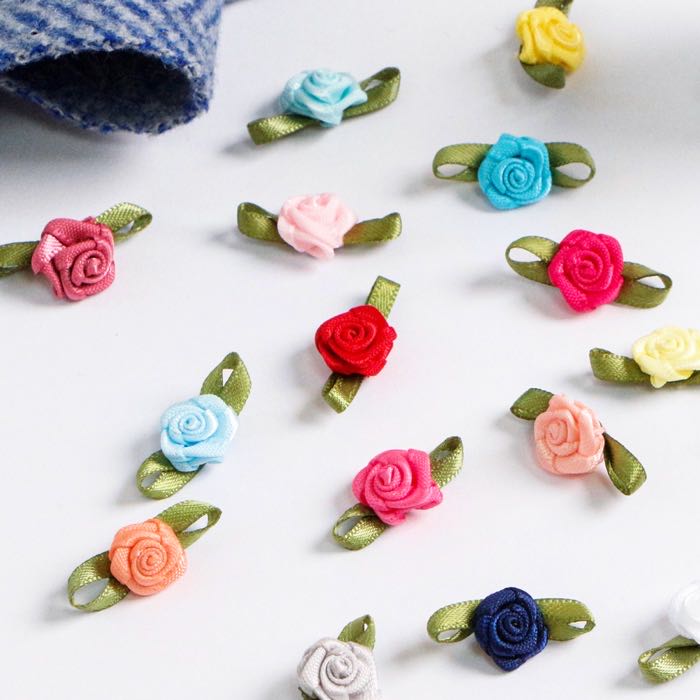 Handmade Mini Satin Ribbon Roses with Green Leaf Bows – Premium Artificial Fabric Flowers for Wedding, Apparel & DIY Cra