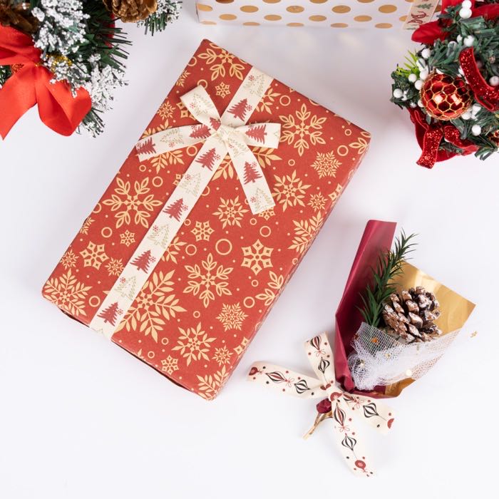 Wholesale Pure Cotton Ribbon for Gift Wrapping: Elevate Gifting While Honoring the Planet